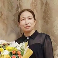  江女士