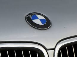 BMW 汽车标志 PVD ​​涂层和抛光