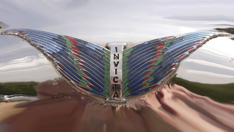 Invicta 汽车标志 PVD ​​涂层和抛光